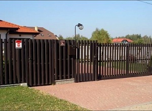 Забор из металлического штакетника Большая Пустомержа