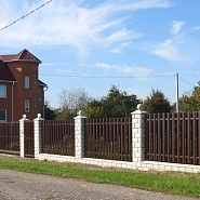 Забор из металлического штакетника Оредеж
