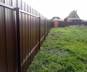 Забор из профлиста Кузьмоловский