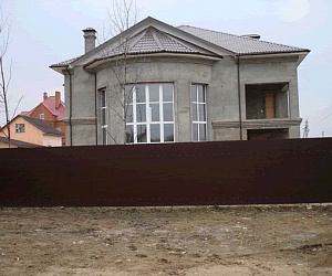 Забор из профлиста Лебяжье